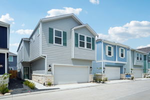Houston - Kemah Crossing - 595 Avisa Dr, Kemah, TX 77565 - 001