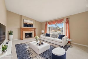 DSC00915_V2 virtually staged.jpeg