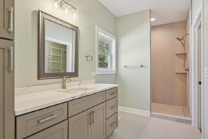 Mildred Dr-S0110-029.jpg