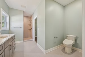 Mildred Dr-S0110-030.jpg