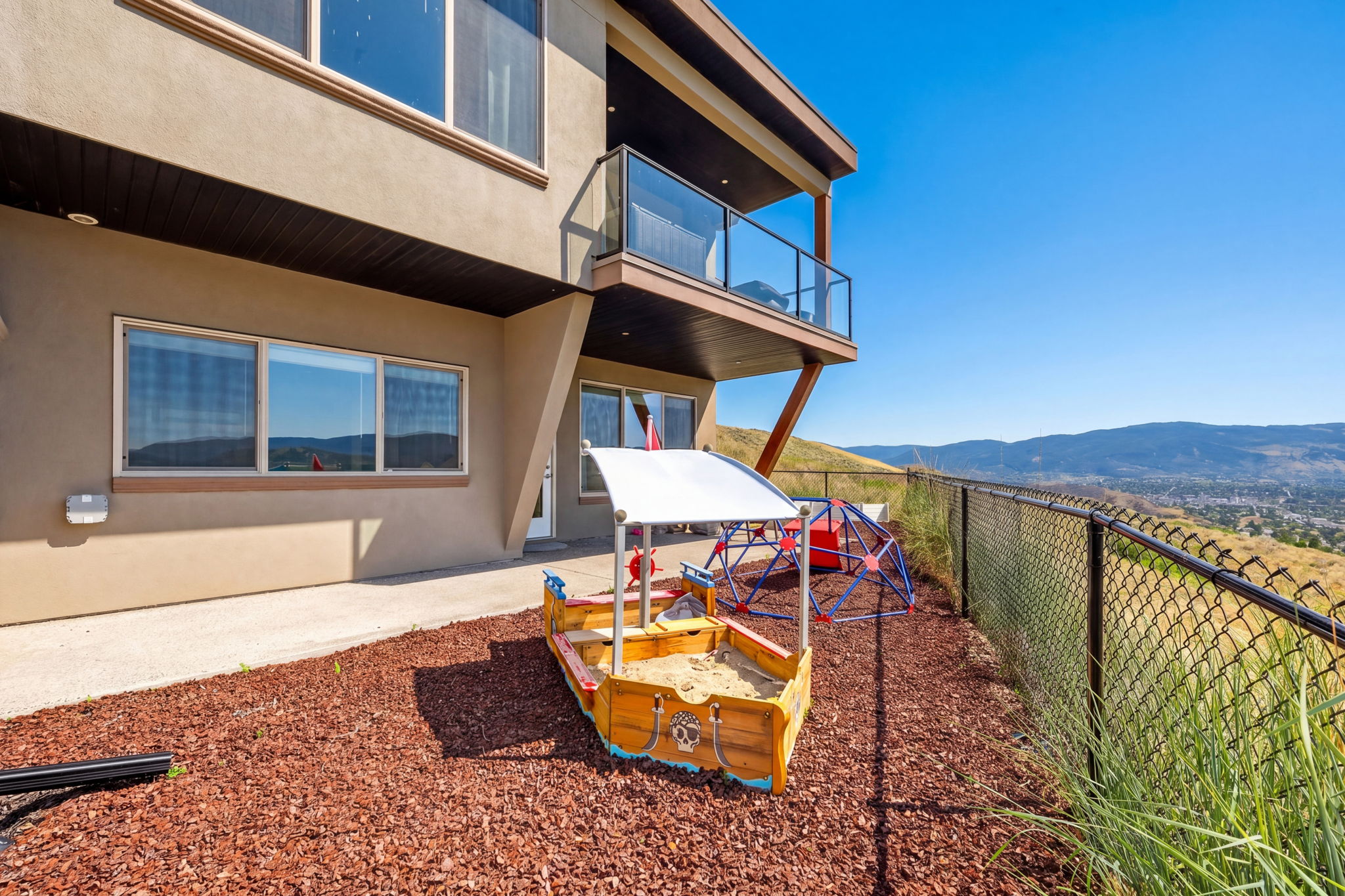  Photo 72