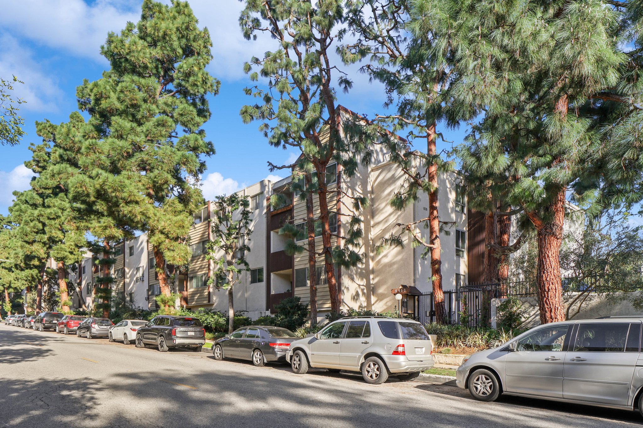 5950 Canterbury Drive C305 -1.jpg