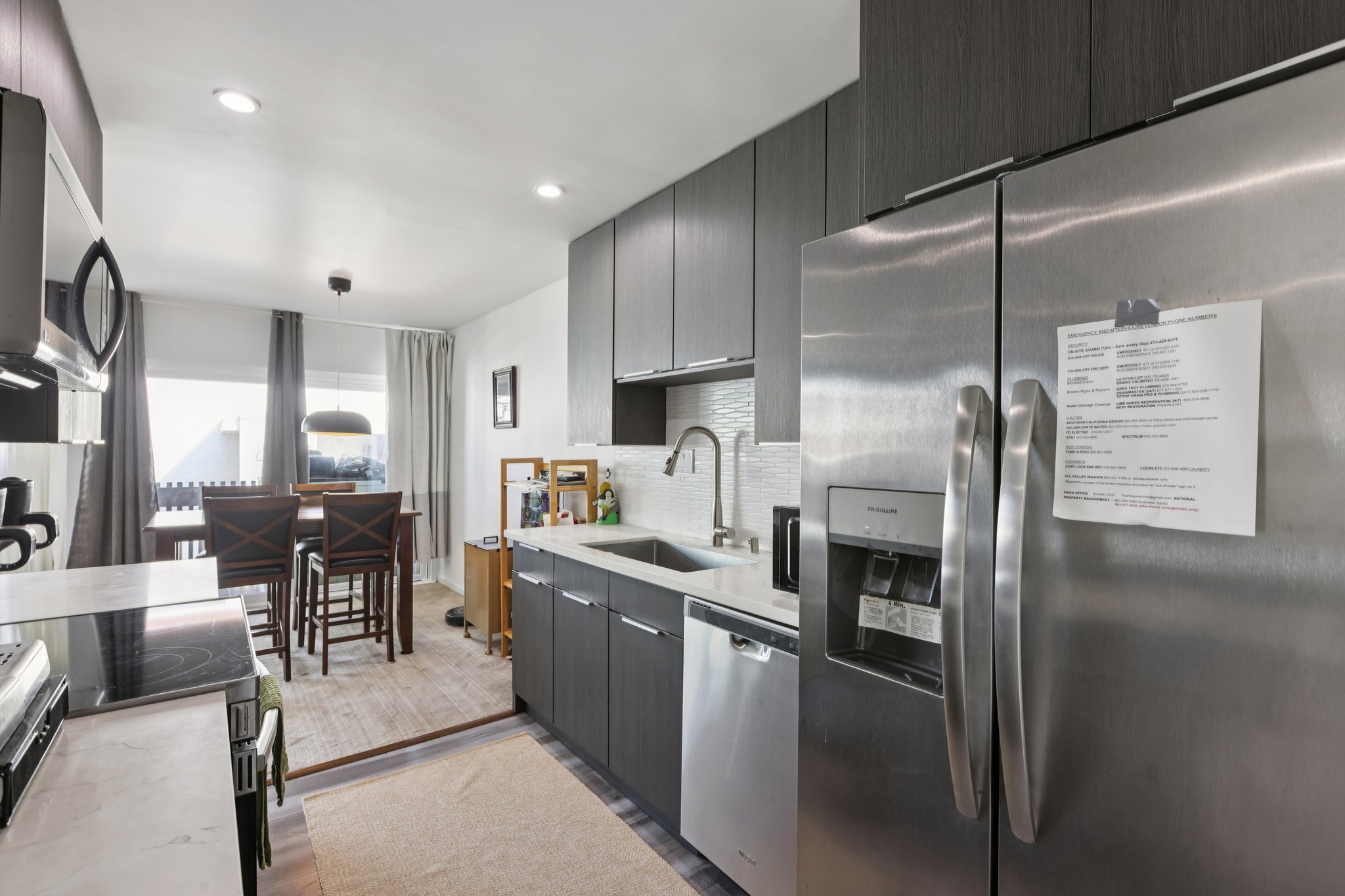 Canterbury Dr-S0702-012.jpg