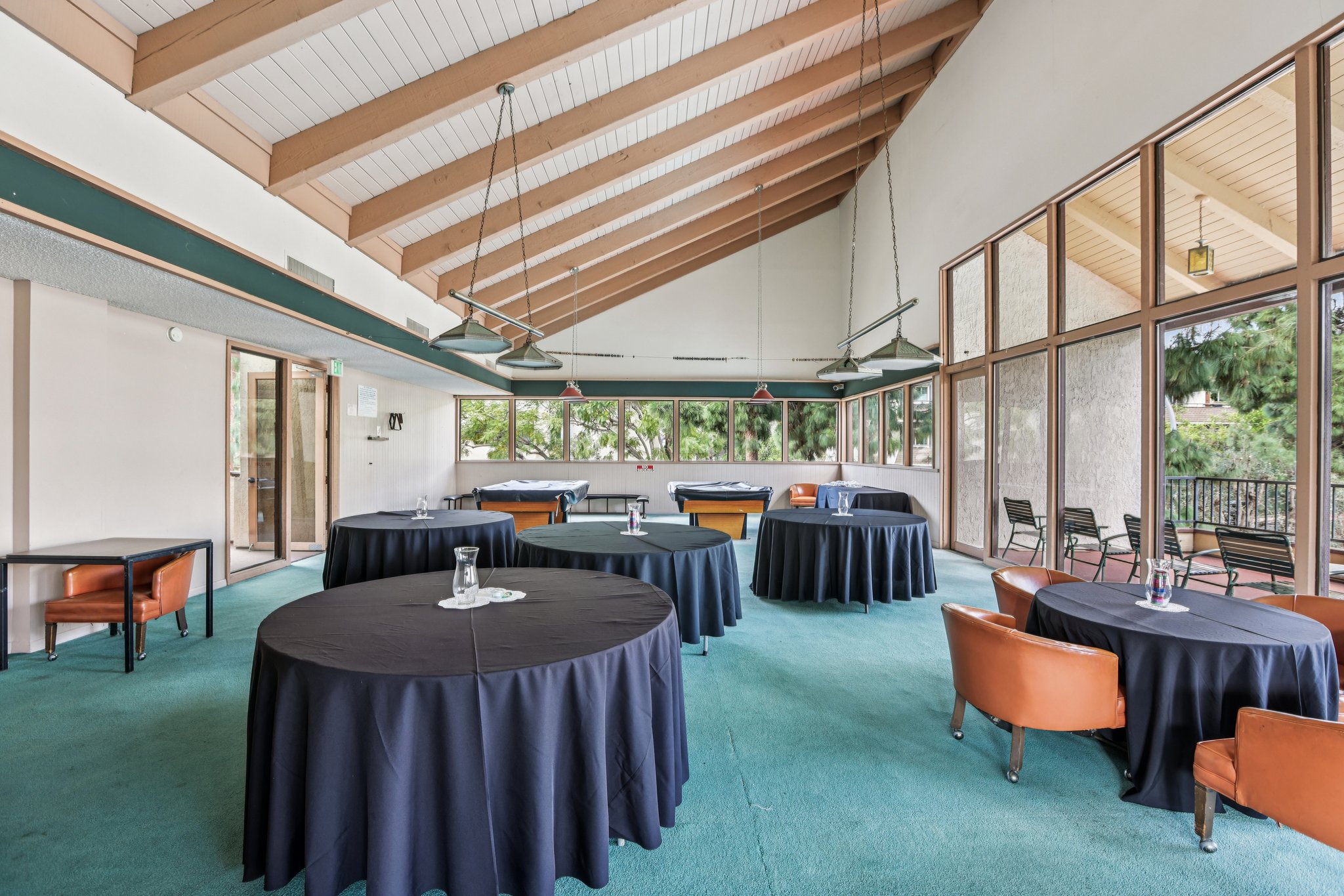 Canterbury Dr-0702-902.jpg