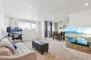 Canterbury Dr-S0702-008.jpg