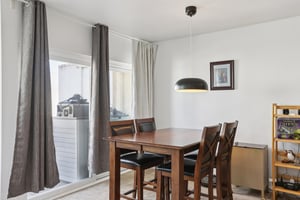 Canterbury Dr-S0702-009.jpg