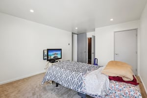 Canterbury Dr-S0702-016.jpg