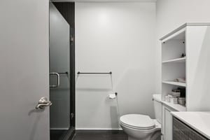 Canterbury Dr-S0702-019.jpg