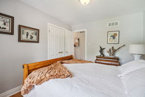  Photo 49