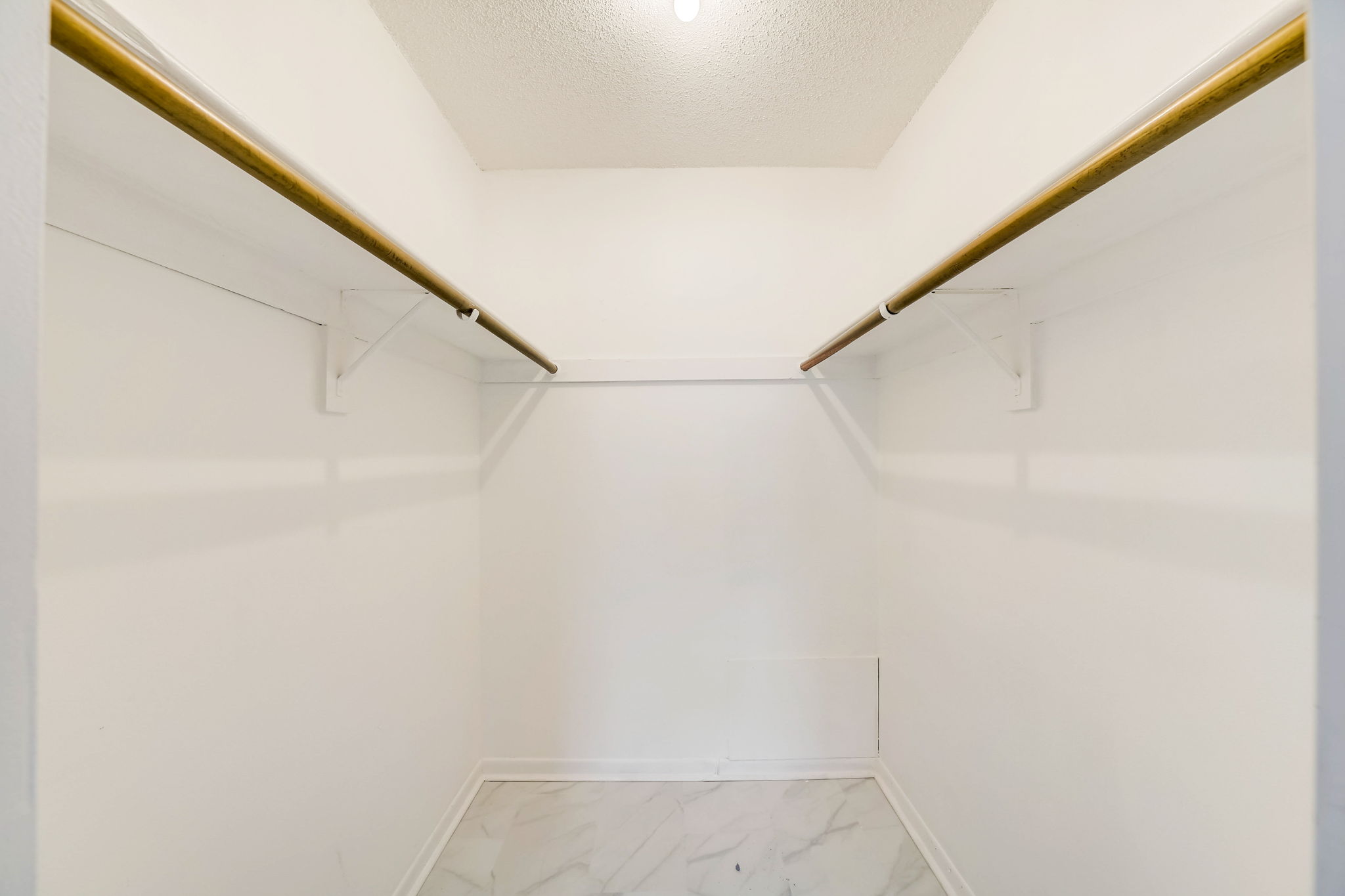 30th Ave S 211-034