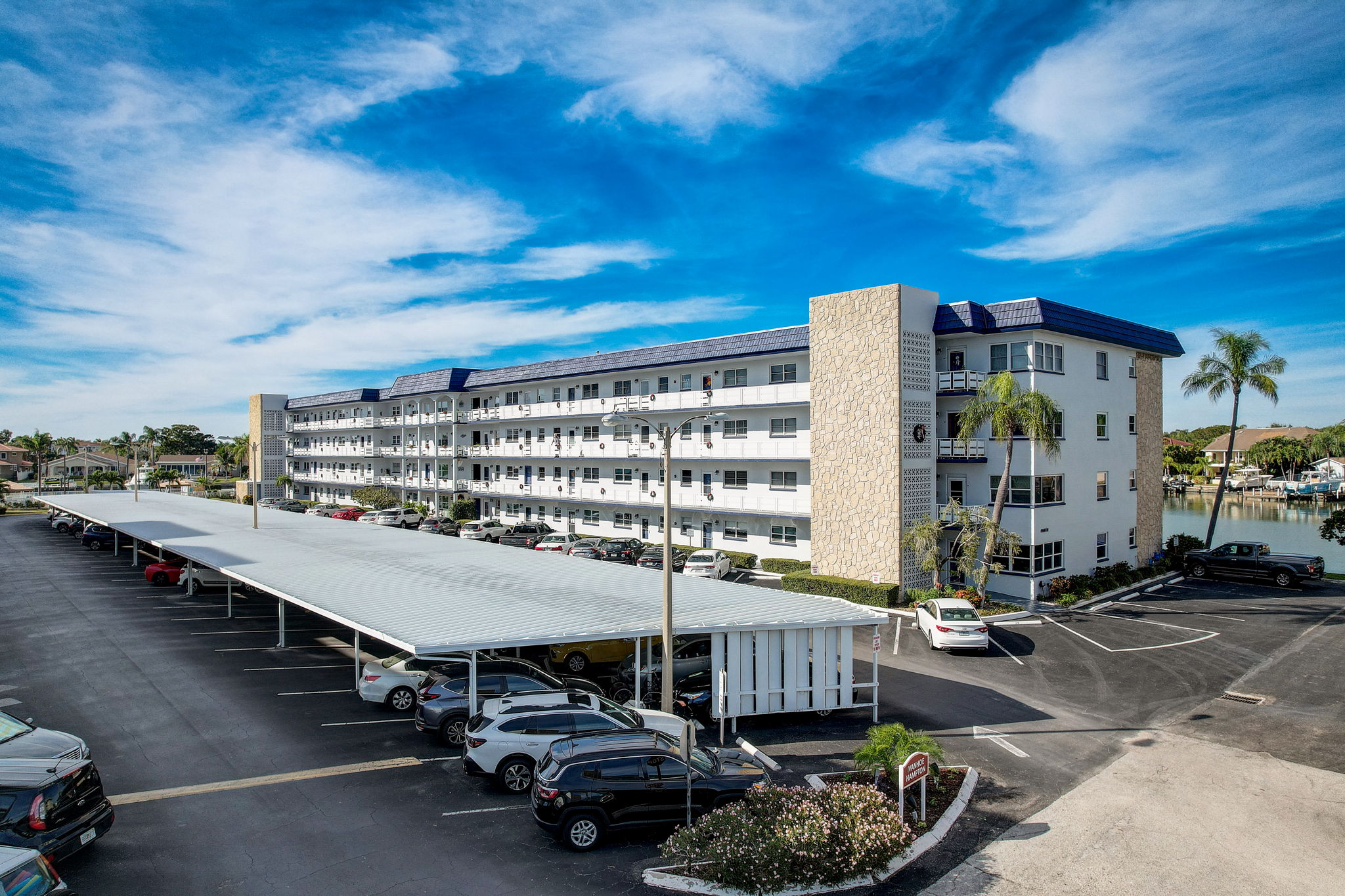 30th Ave S 211-093
