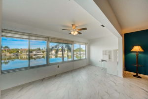 30th Ave S 211-008