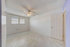 30th Ave S 211-030