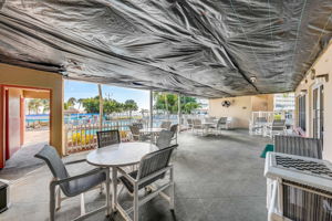 30th Ave S 211-046