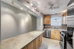30th Ave S 211-020