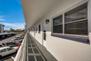 30th Ave S 211-002