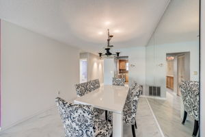 30th Ave S 211-026