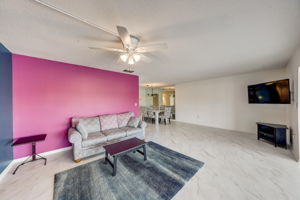 30th Ave S 211-005