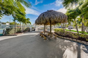 30th Ave S 211-056