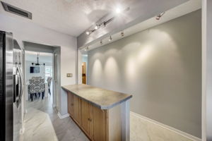 30th Ave S 211-022
