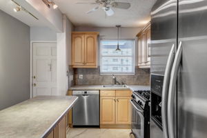 30th Ave S 211-019