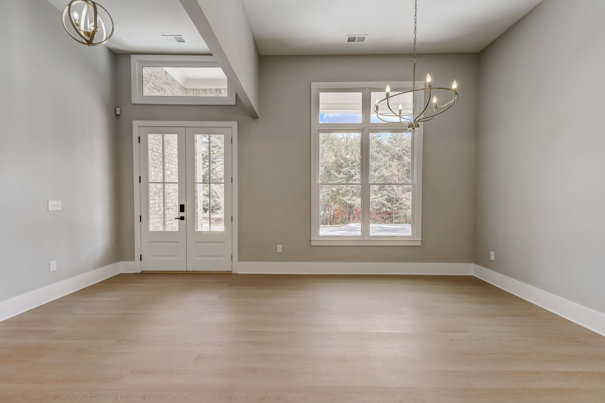 Wellington Ave-005