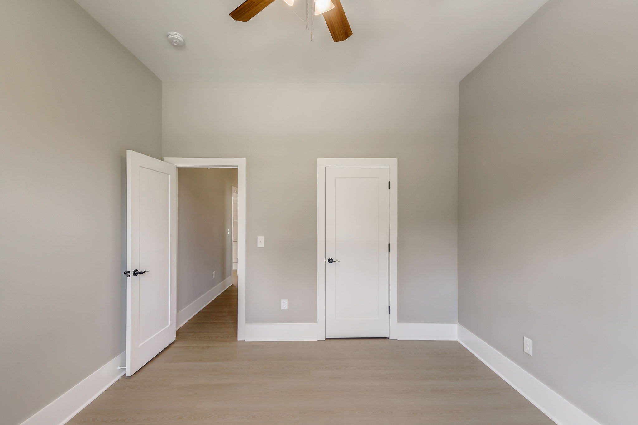 Wellington Ave-015