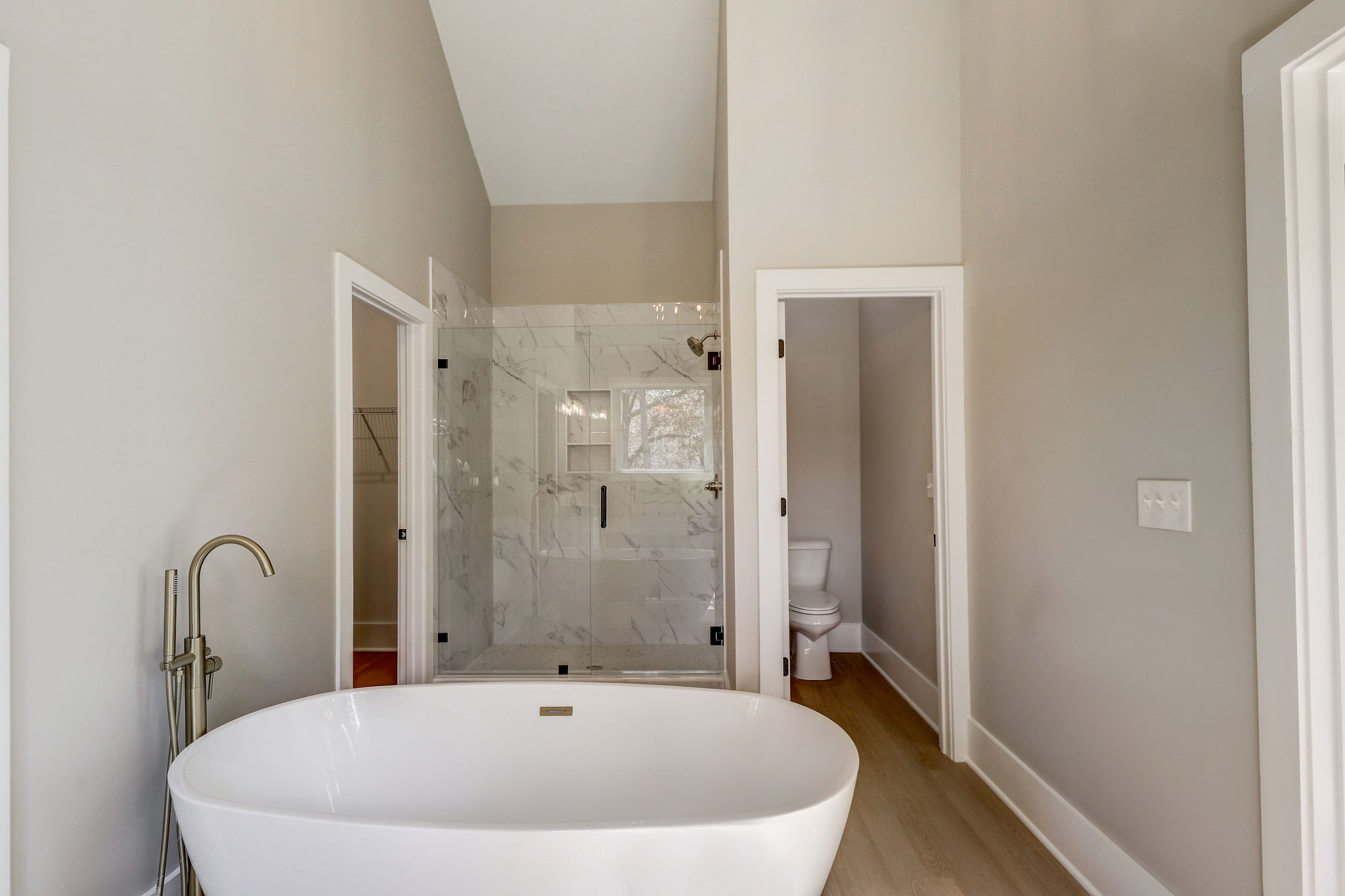 Wellington Ave-029