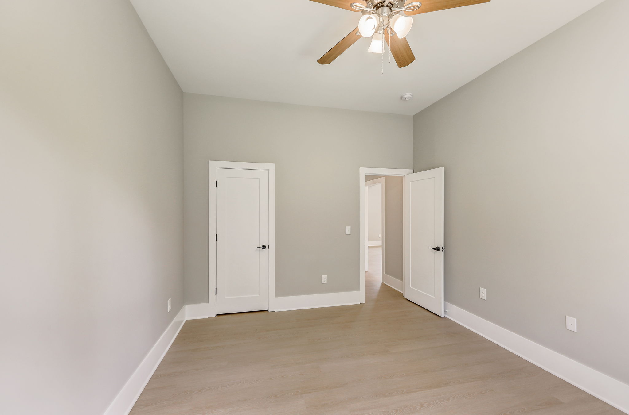 Wellington Ave-017