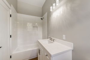 Wellington Ave-025