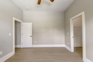 Wellington Ave-023
