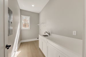 Wellington Ave-020