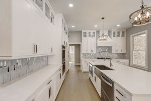Wellington Ave-013