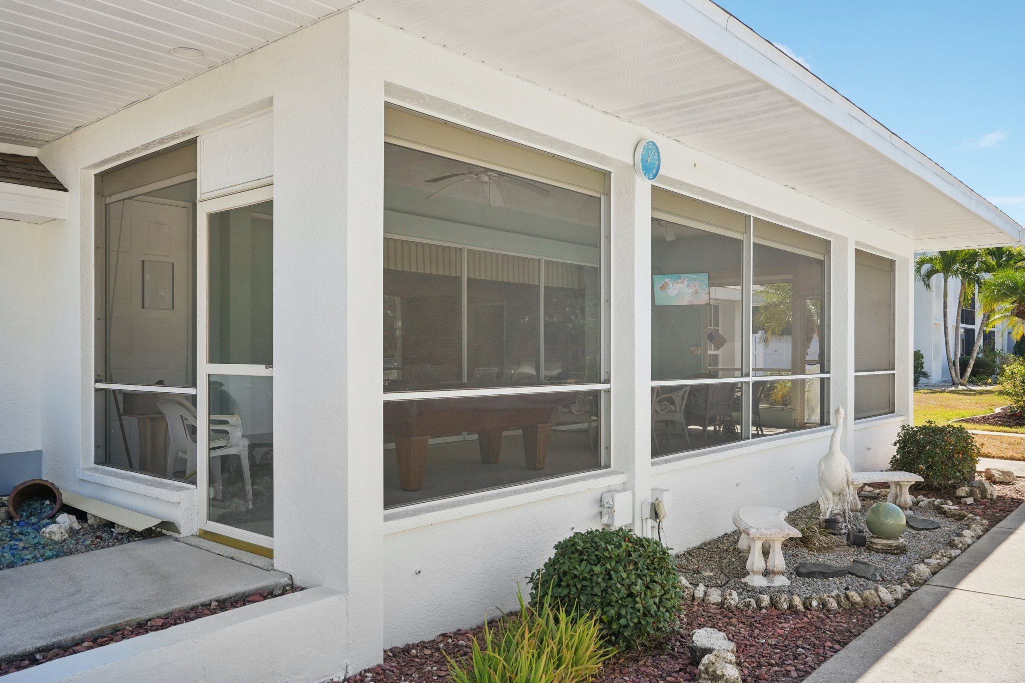 Winkler Rd 305-0402-910.jpg