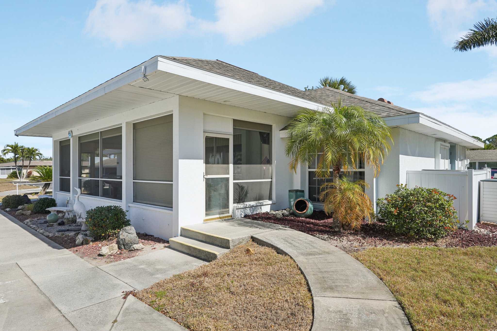 Winkler Rd 305-0402-911.jpg