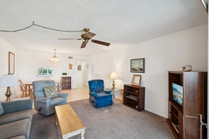 Winkler Rd 305-S0402-009.jpg