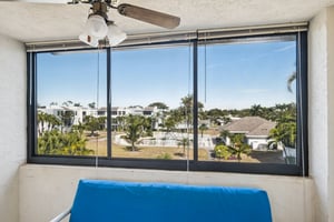 Winkler Rd 305-S0402-016.jpg