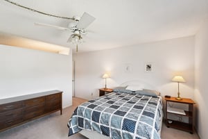 Winkler Rd 305-S0402-020.jpg