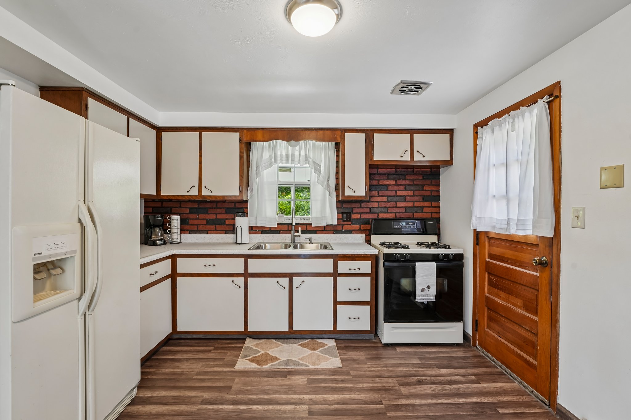 Anderson Ave-S0206-013.jpg
