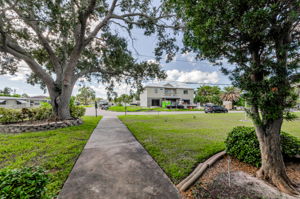Front Walkway 1