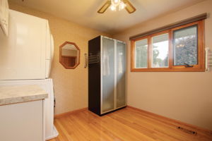 107 Main Floor Laundry Room