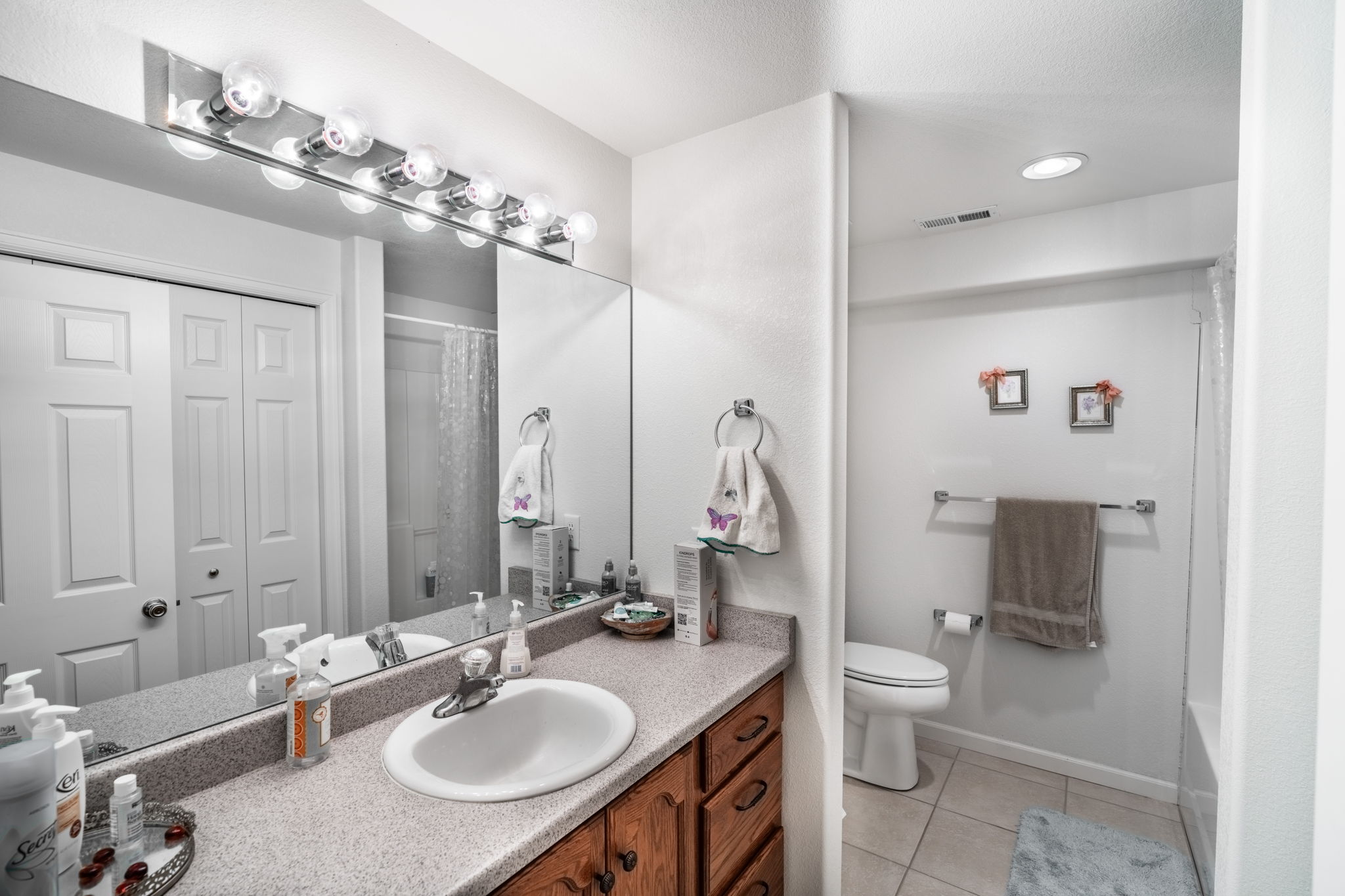  Photo 50