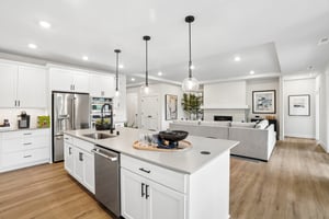 Thompson Dr-S1806-016.jpg