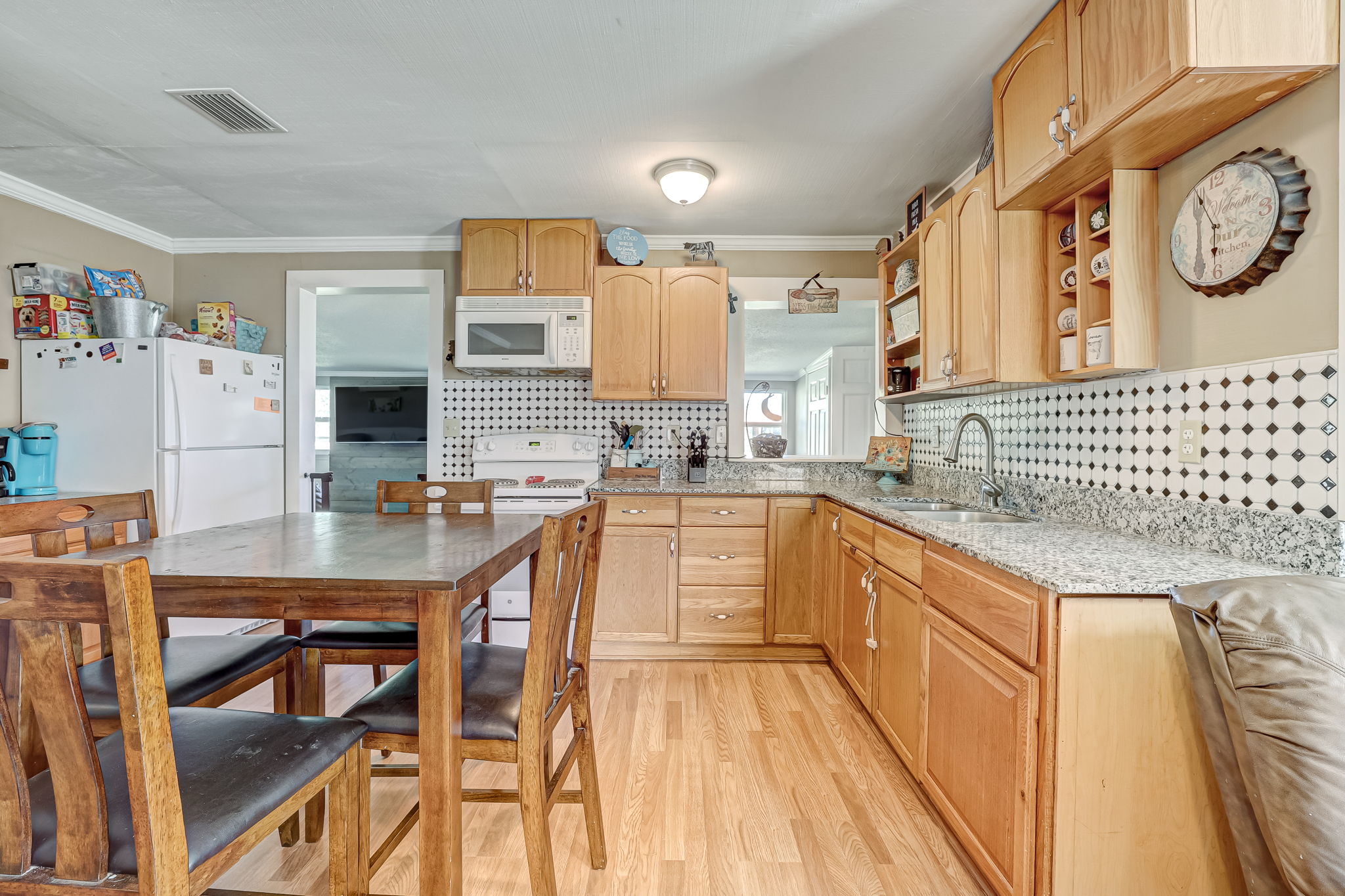 Dining Room/Kitchen