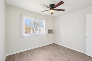 5965 Evergreen Rd Unit 2 bedroom-S2810-015.jpg