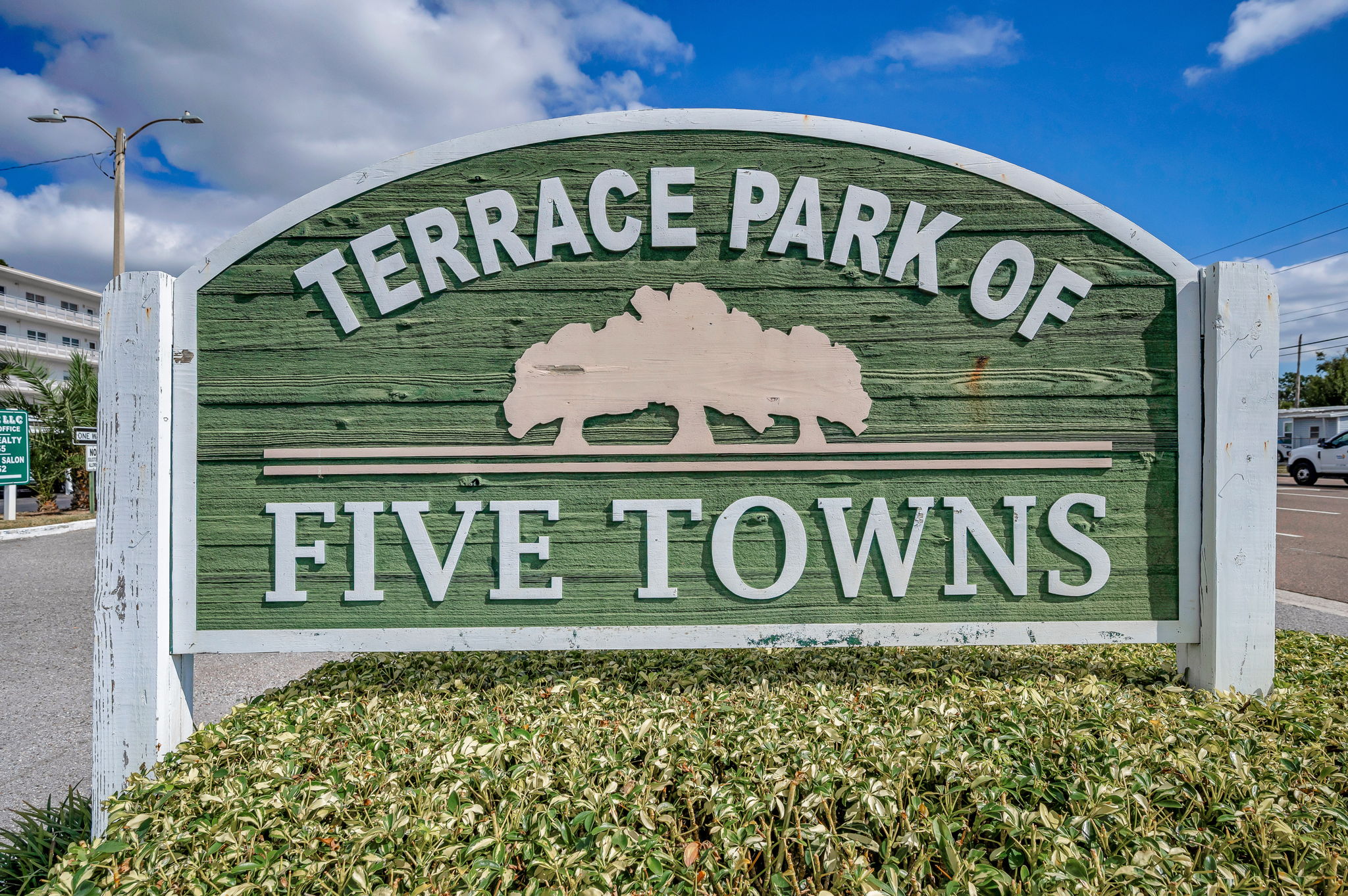 1b-Terrace Park of Five Towns Sign