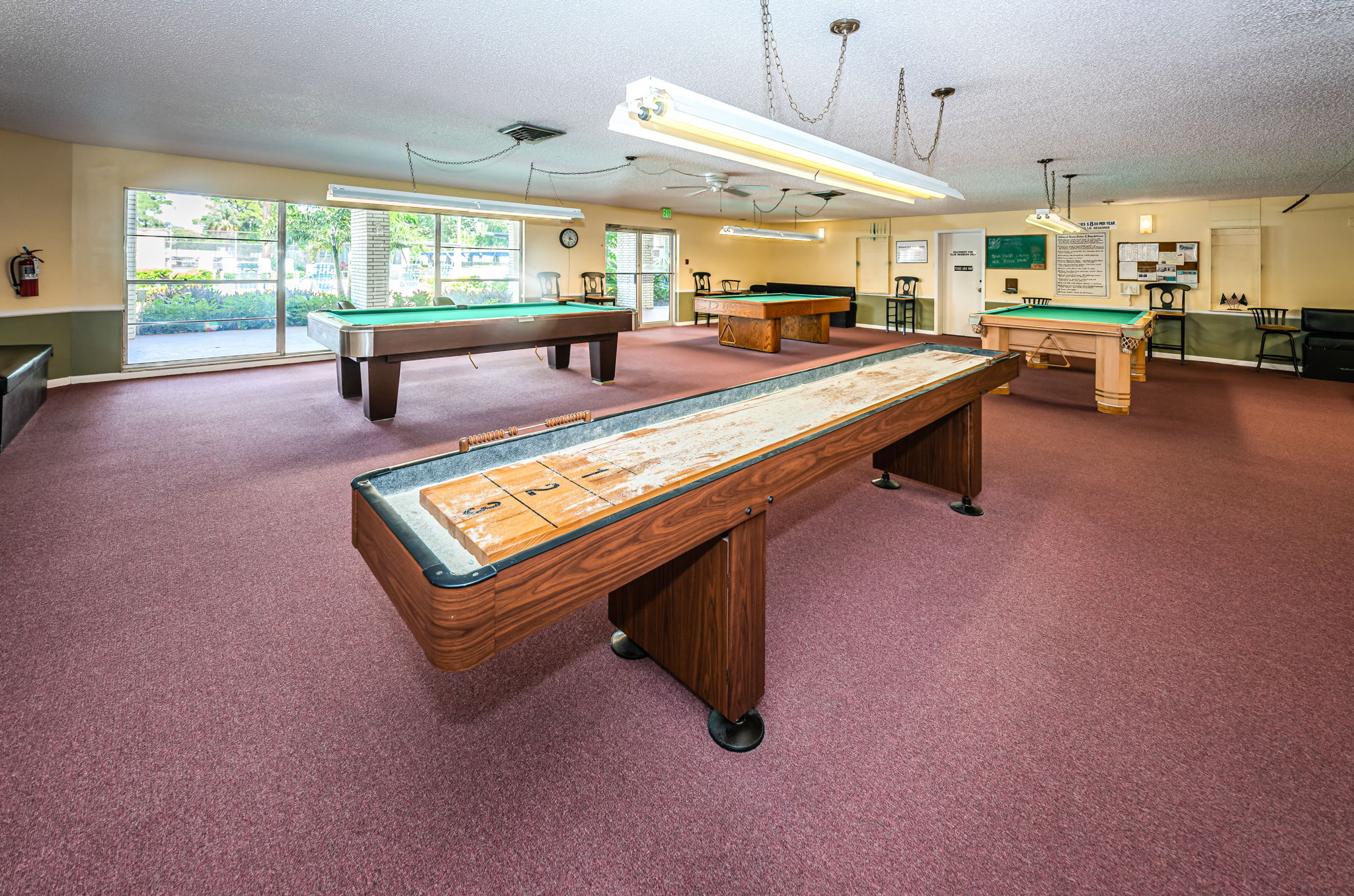 Magnolia Sun Center Billiards Room2