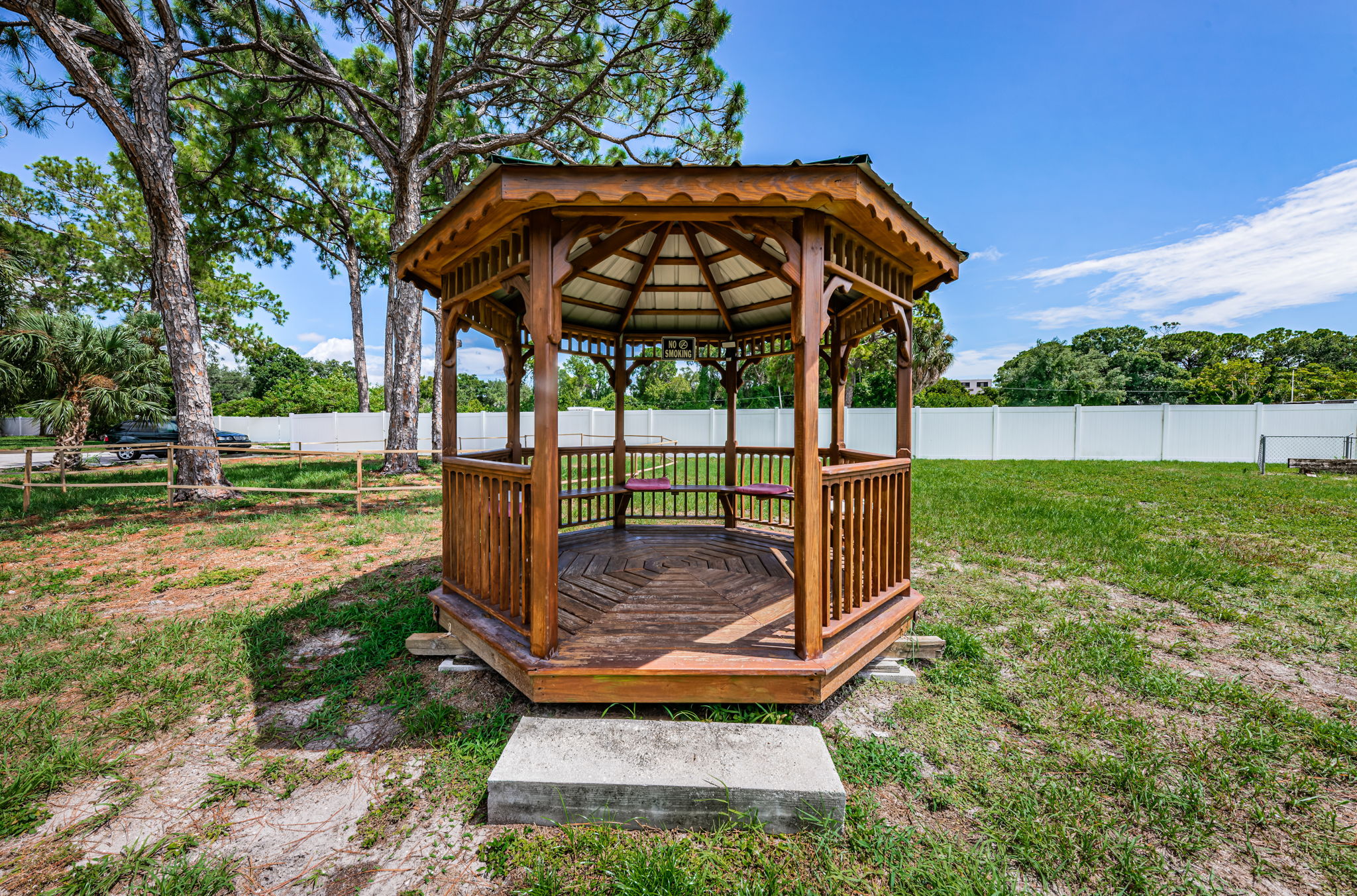 Magnolia Sun Center Gazebo1