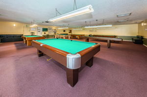 Magnolia Sun Center Billiards Room3