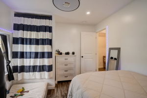 Morton Ave-057